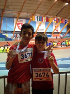 Lanzamiento de Peso Alevín: Walter 1º y Jaime 3º